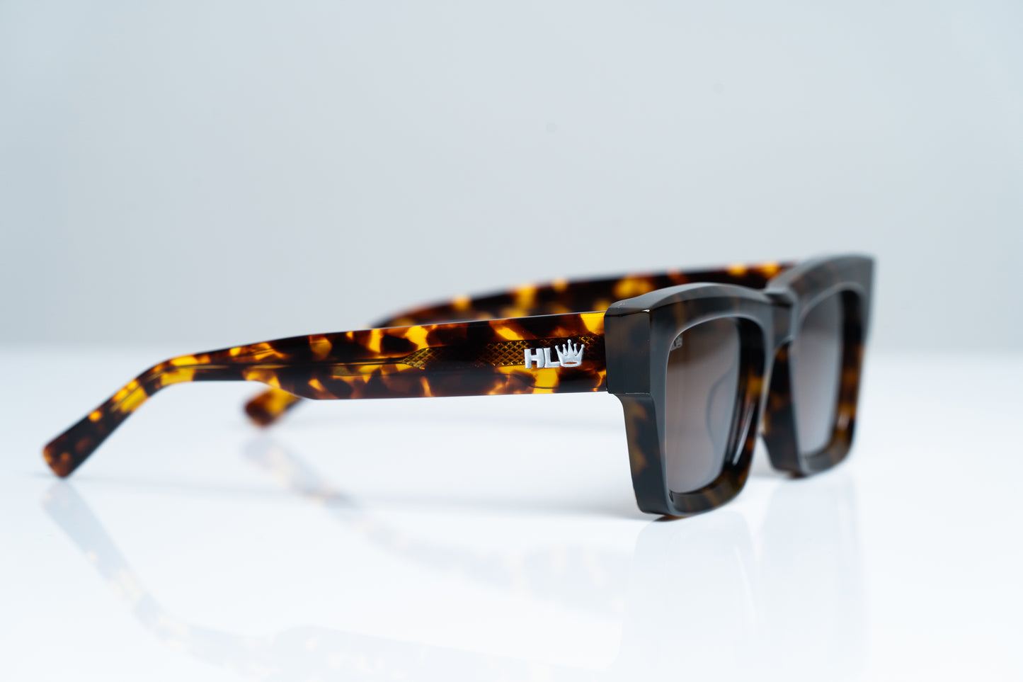 Headlife "Loc" sunglasses in Tortoise